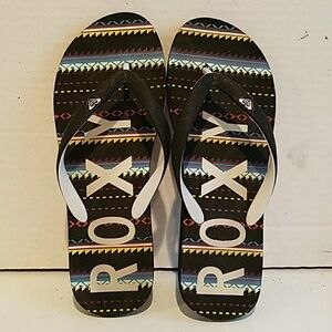 ROXY FLIP FLOPS SANDALS (sz 8-9)